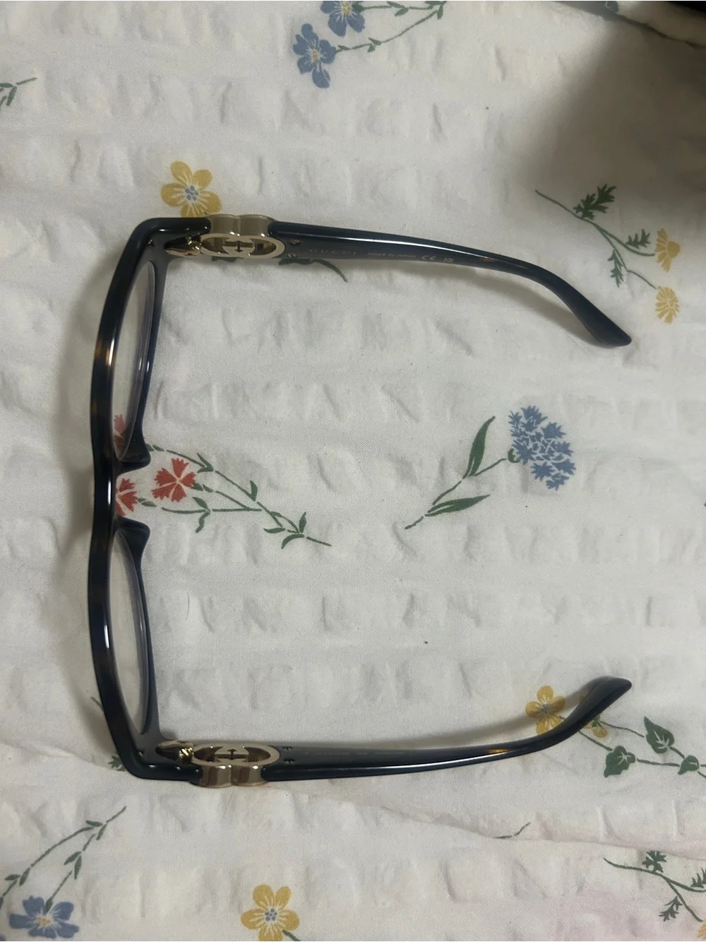 Gucci Women's Tortoiseshell Oval Eyeglasses in Brown and Black new w/ case